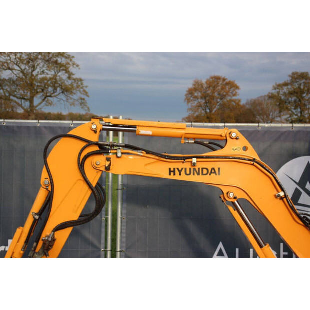 2019 Hyundai Robex 18-9-44471715