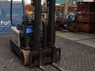 1997-crown-sc3018-opt3-44471751