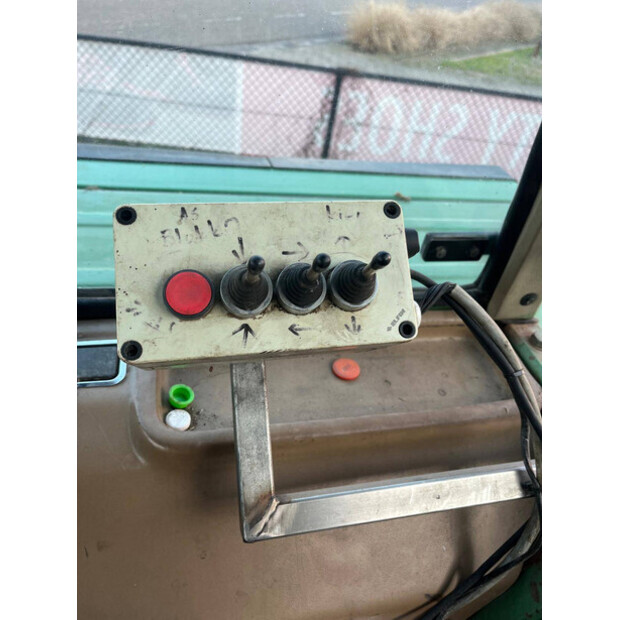 1999 زيلفبو LWB-44471791