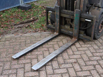 2008-linde-e30-02-1397400-44471859