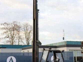 2008-linde-e30-02-1397400-44471878