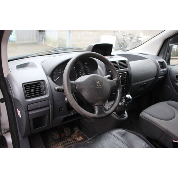 2014 Peugeot Expert-44471917