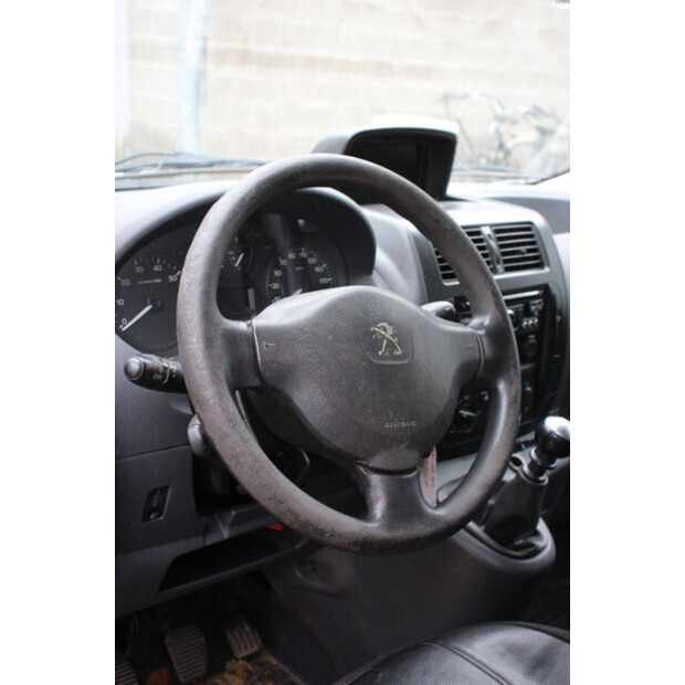 2014 Peugeot Expert-44471918