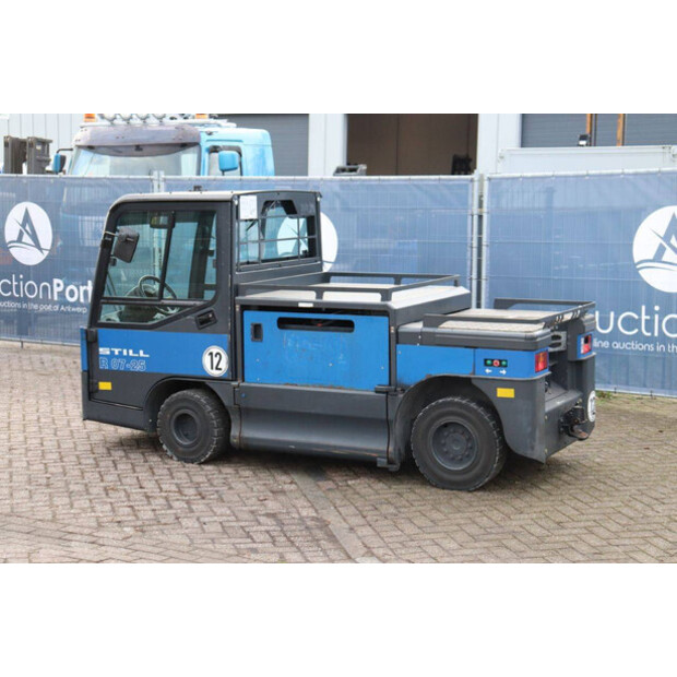 2017 Still R07-25-44471939