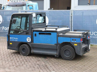 2017-still-r07-25-44471939