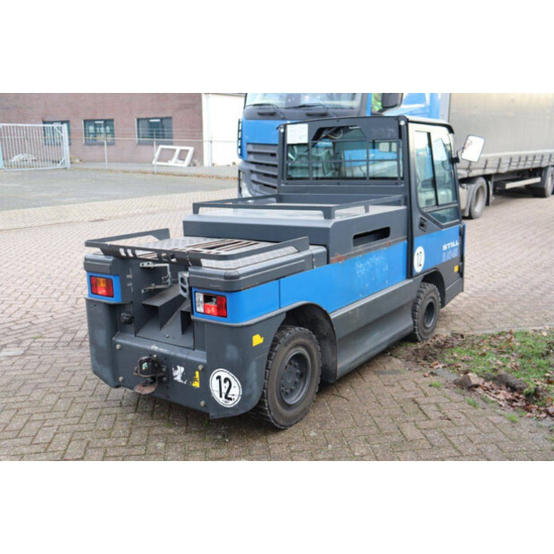 2017 Still R07-25-44471942