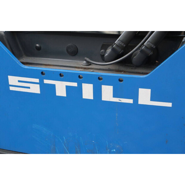 2017 Still R07-25-44471947