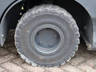 2017-still-r07-25-44471949