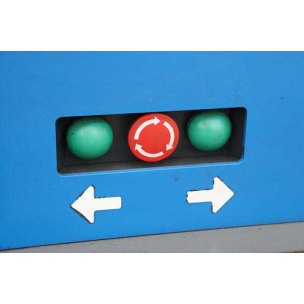 2017 Still R07-25-44471951