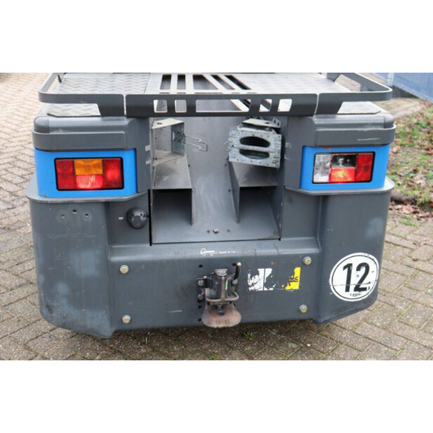 2017 Still R07-25-44471952