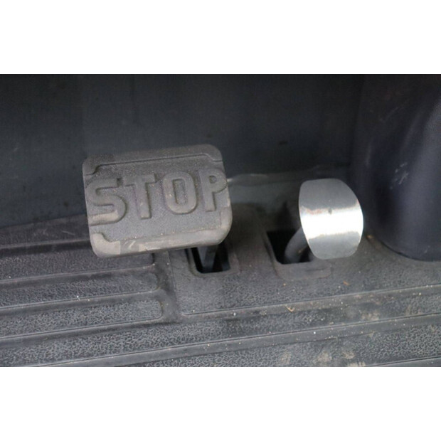 2017 Still R07-25-44471959