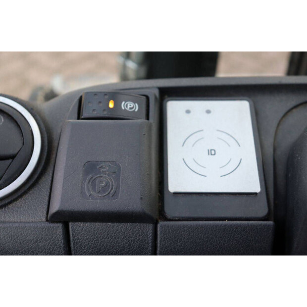 2019 Still RX20-16-44471995