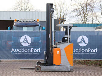 2015-still-fm-x-17-1397404-44472005