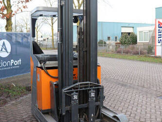 2015-still-fm-x-17-1397404-44472010