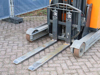 2015-still-fm-x-17-1397404-44472013