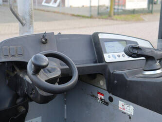 2015-still-fm-x-17-1397404-44472022