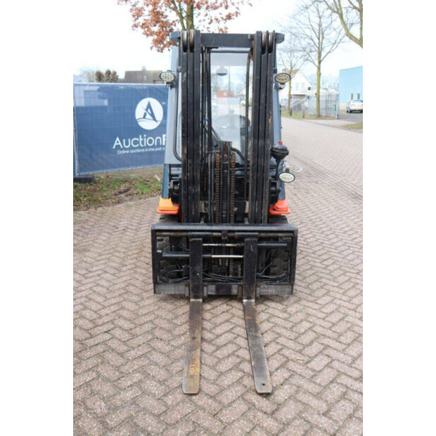 2000 تويوتا 42-7FGF25-44472079