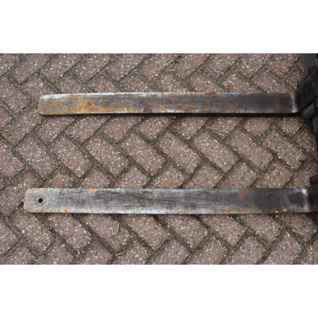 2000 تويوتا 42-7FGF25-44472082