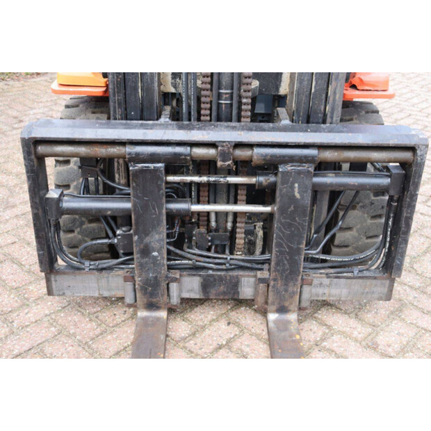 2000 تويوتا 42-7FGF25-44472083