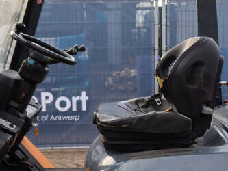 2000-toyota-42-7fgf25-1397406-44472093