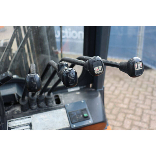 2000 تويوتا 42-7FGF25-44472100