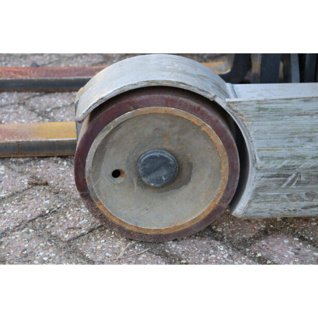 2015 Still FM-X 14-44472142