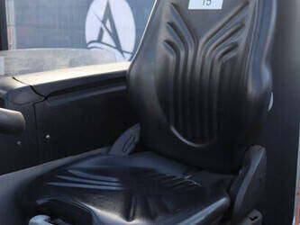 2015-still-fm-x-14-1397408-44472147