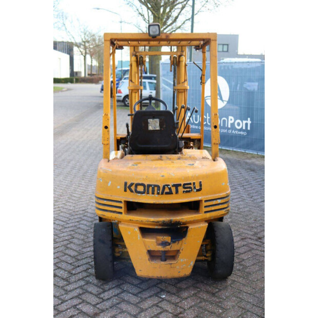 كوماتسو FD20H-1211-44472163