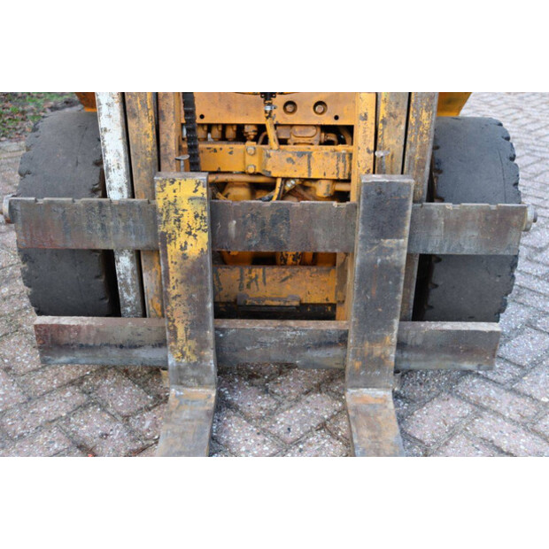 كوماتسو FD20H-1211-44472170