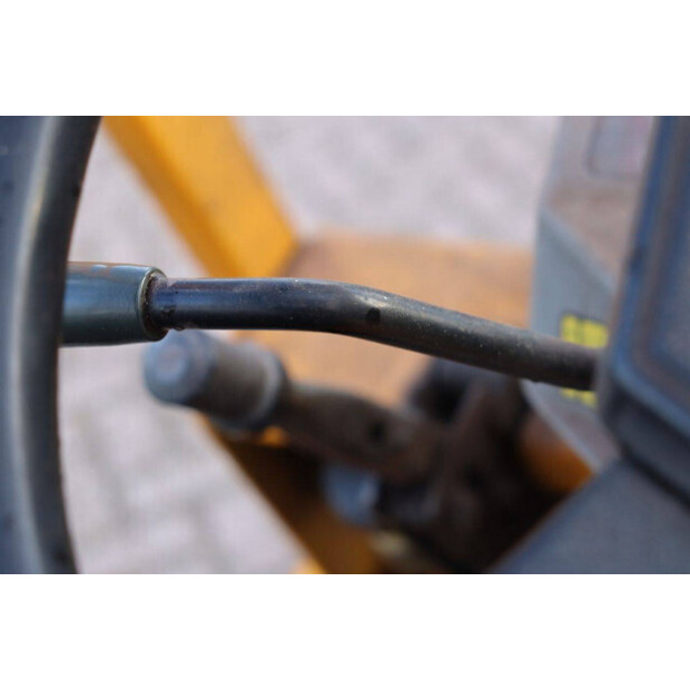 كوماتسو FD20H-1211-44472186