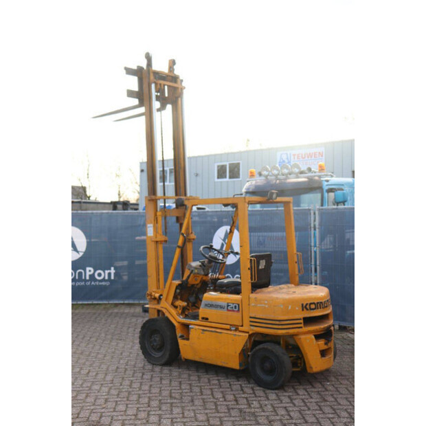 كوماتسو FD20H-1211-44472193