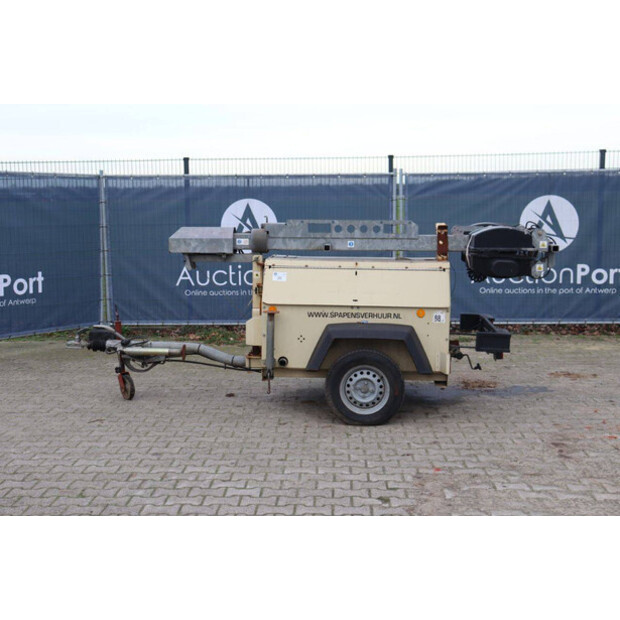 2011 دووسان LT6K-44472413