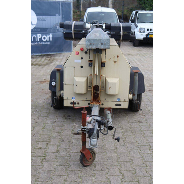 2011 دووسان LT6K-44472419