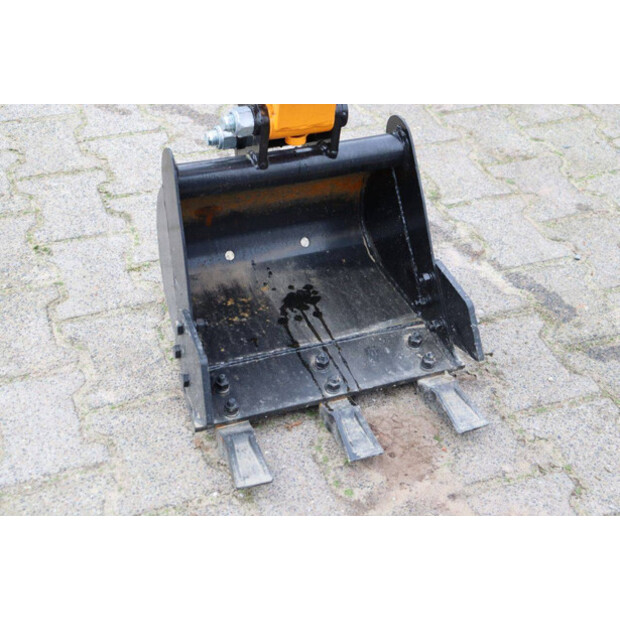 2025 VICSEC VC13C-Y-44472455