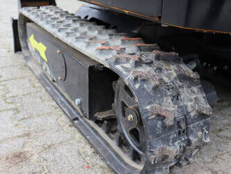 2025-vicsec-vc13c-y-44472466