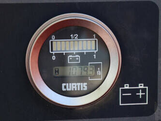 2011-jlg-e400ajpn-1397423-44472636