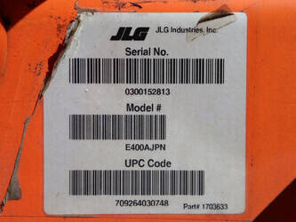 2011-jlg-e400ajpn-1397423-44472637