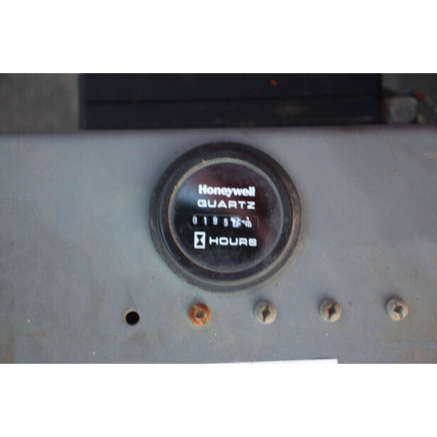 2015 SkyJack SJ4632-44472654