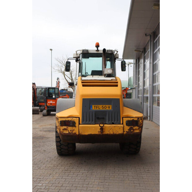 2003 ليبهير L538-44472694