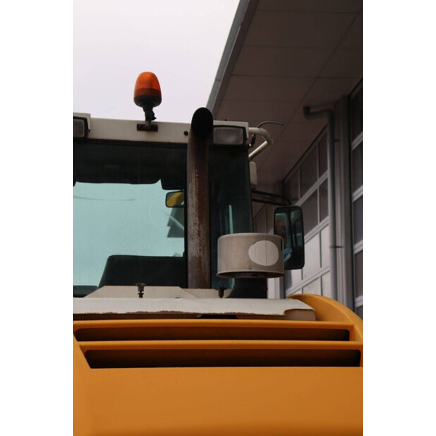 2003 ليبهير L538-44472712