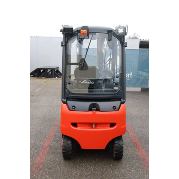 2020 ليندي E18PH-02-44472769