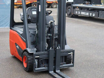 2018-linde-e15-02-1397429-44472806