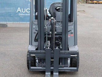 2018-linde-e15-02-1397429-44472807