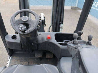 2018-linde-e15-02-1397429-44472820