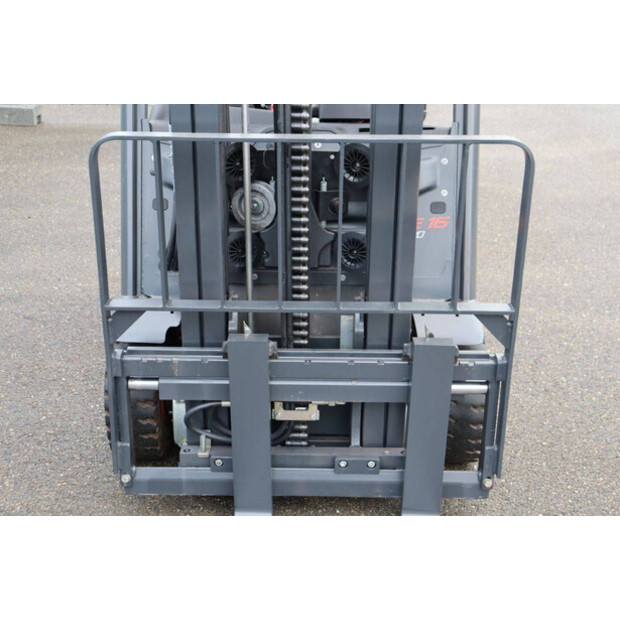 2018 ليندي E16-02-44472850