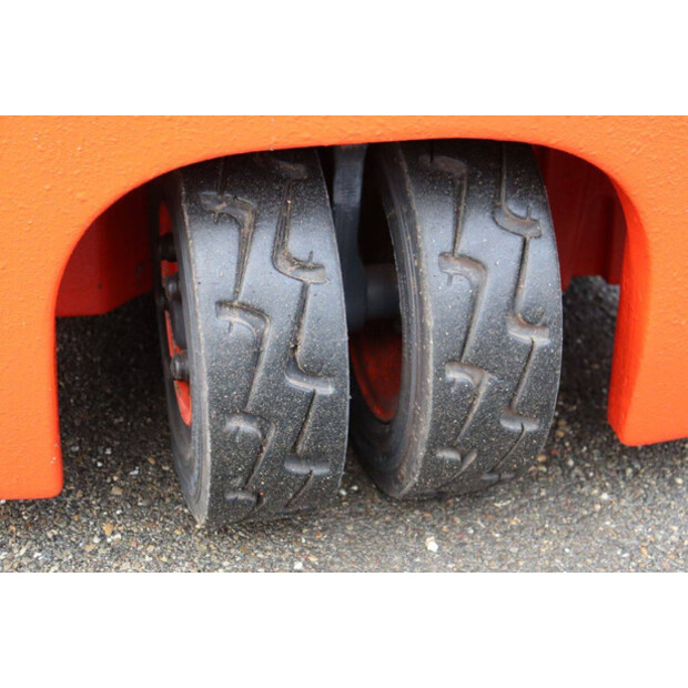 2018 ليندي E16-02-44472857