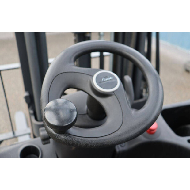 2018 ليندي E16-02-44472864