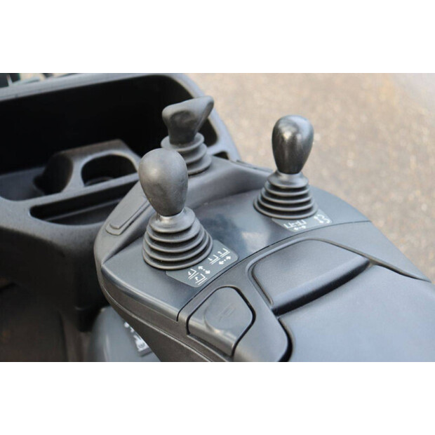 2017 Linde E14-02-44472901