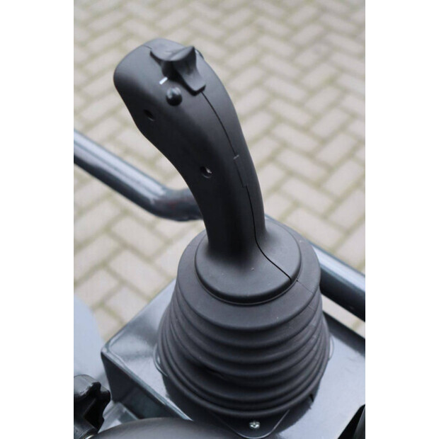 2025 Landward Panther W25-44473047