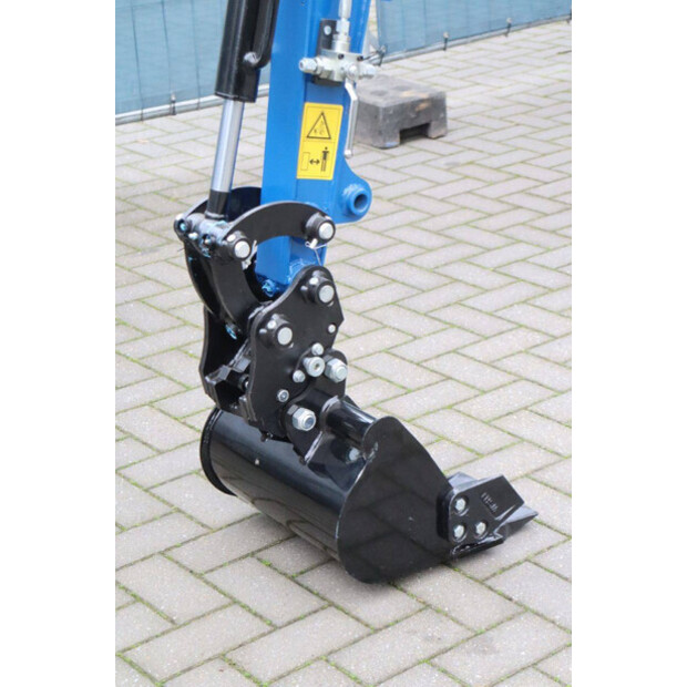 2025 Landward Ranger XT18U-44473072